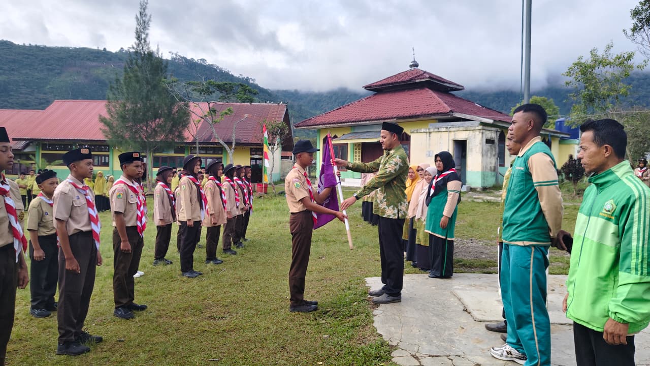 Pelepasan Peserta Pramuka